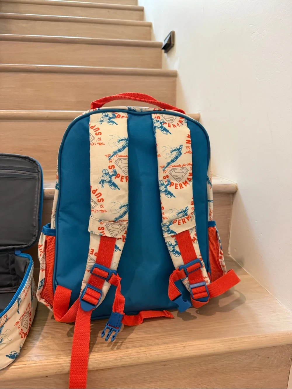 Simple Modern Kids' Cream Backpack & Lunch Bag Set with Blue and Red Accents